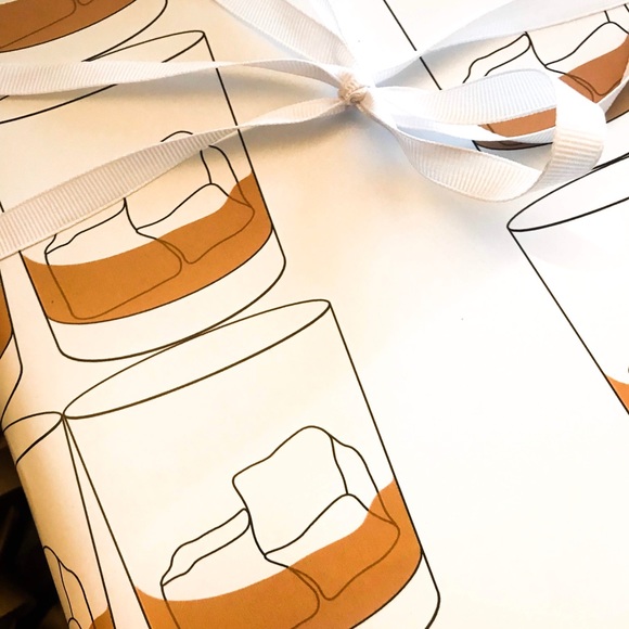Whiskey print wrapping paper - Picture 6 of 8
